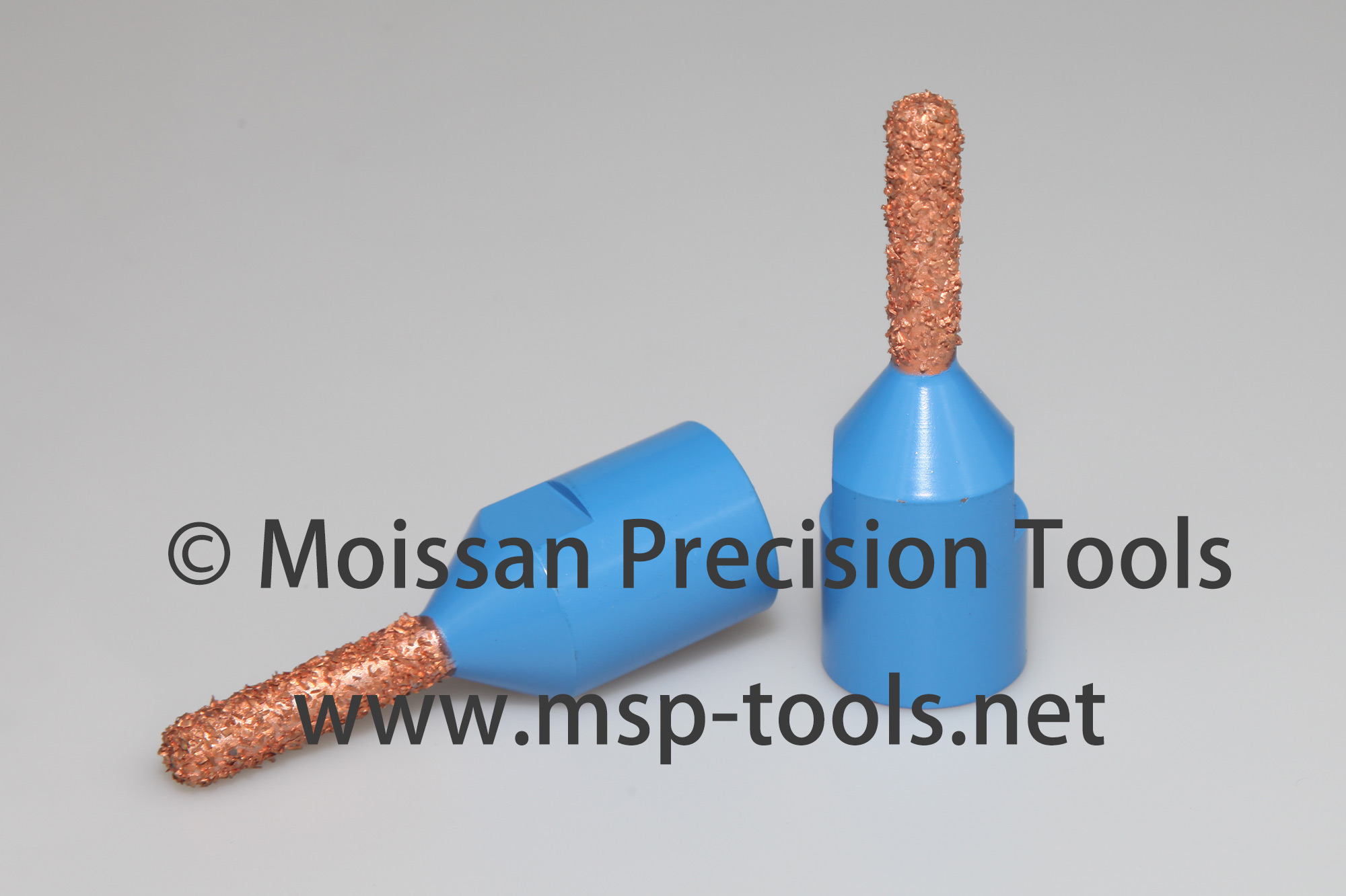 Tungsten carbide milling bit